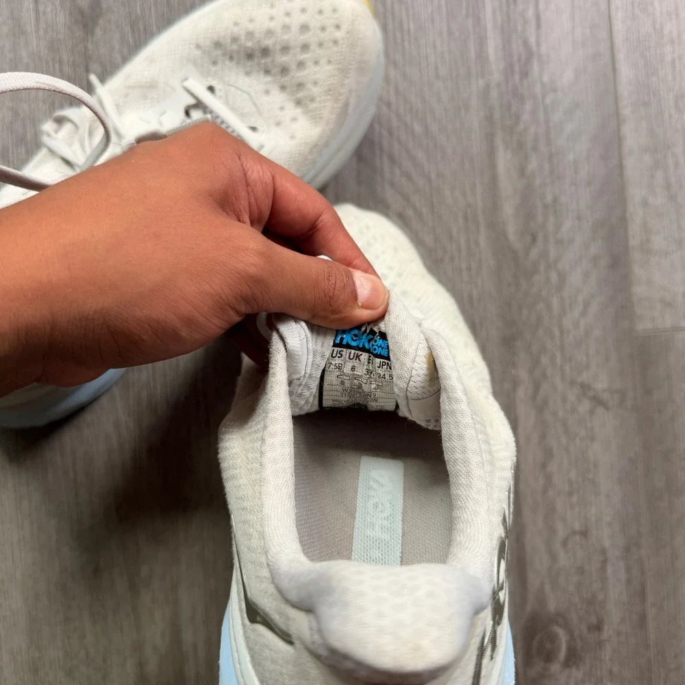 Hoka Clifton Womens 7.5B Cream Blue Running Shoes Yellow Outsole Used Worn